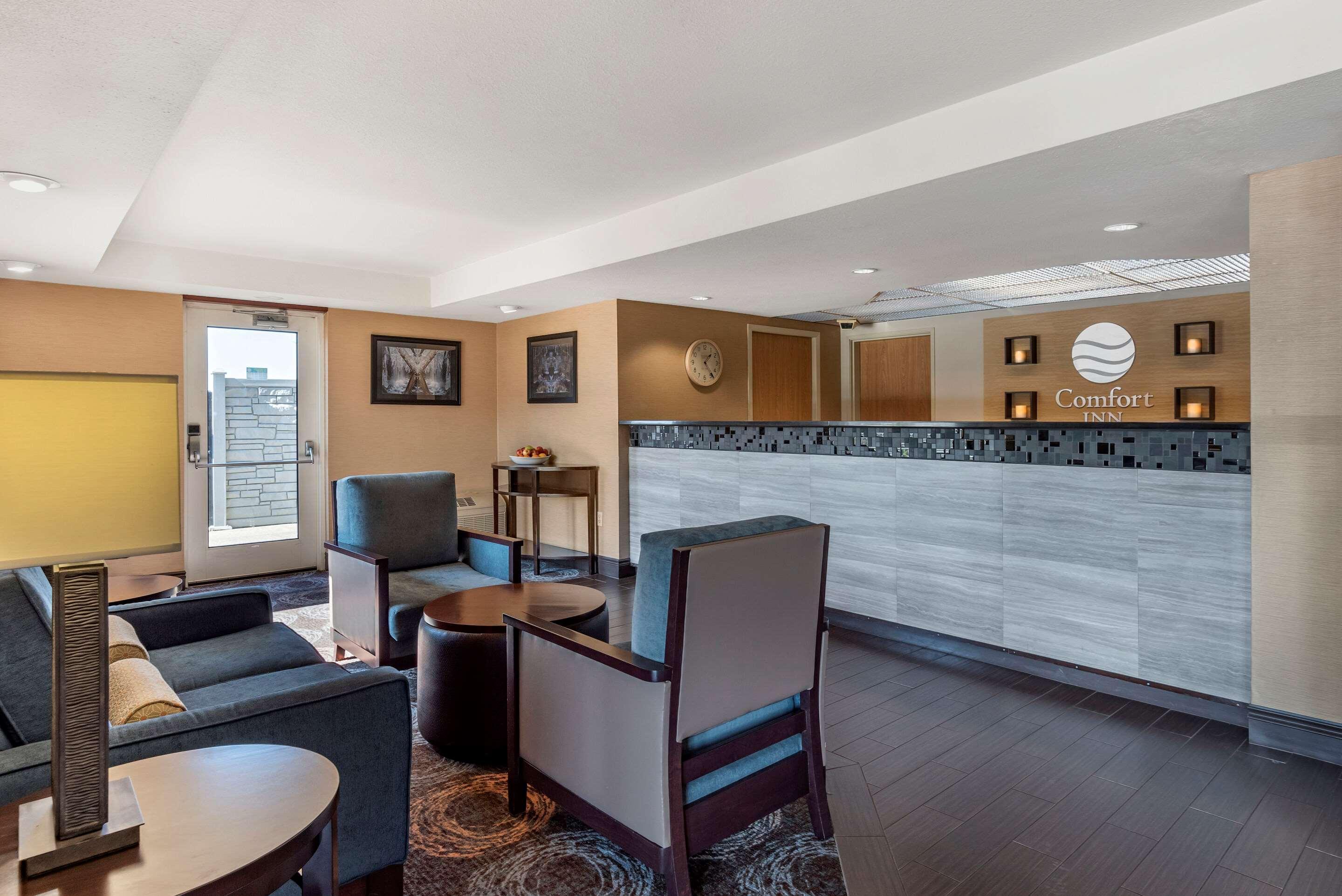 Comfort Inn Troutdale-Portland East Екстериор снимка