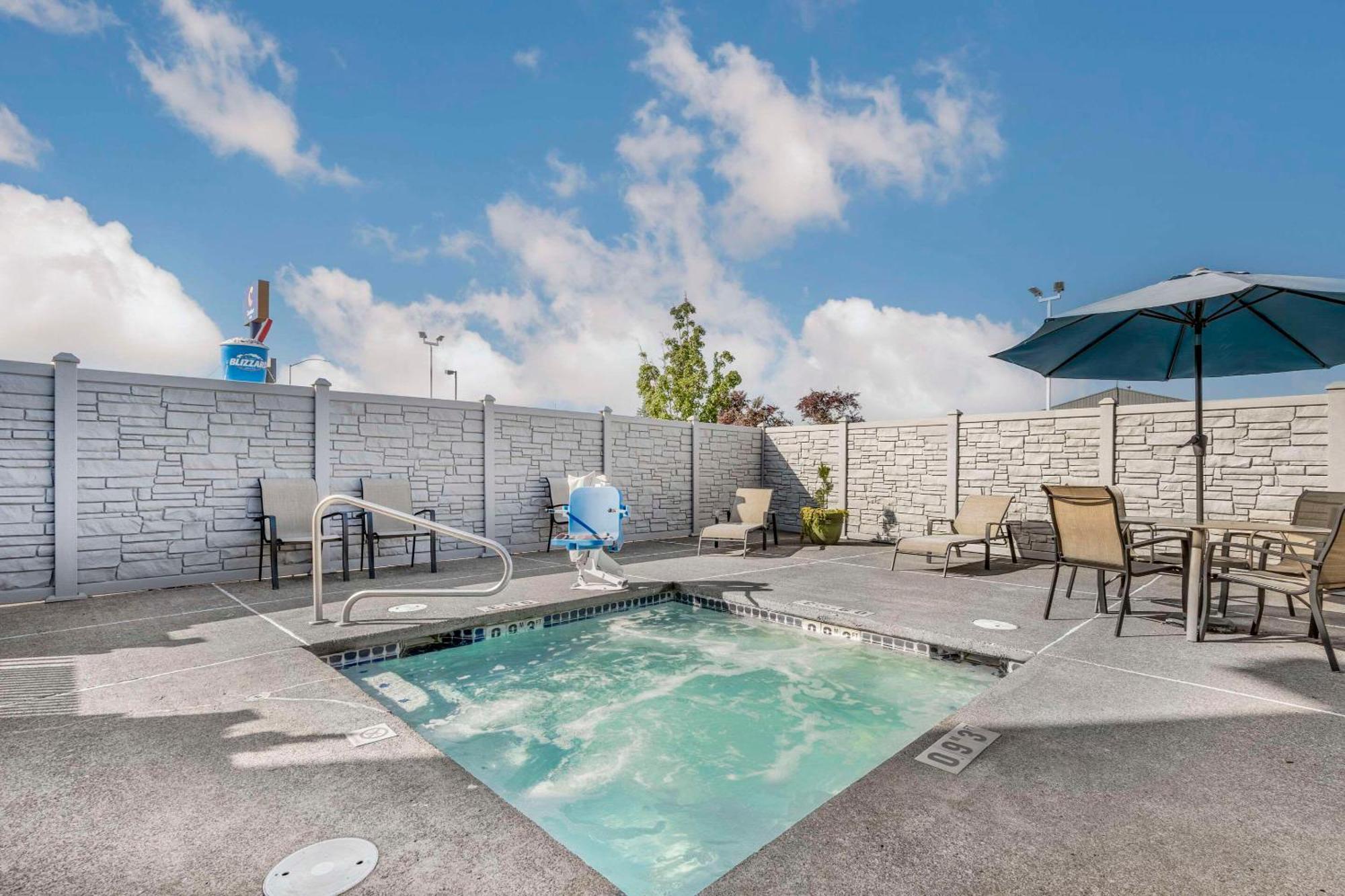 Comfort Inn Troutdale-Portland East Екстериор снимка
